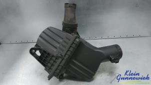 Używane Obudowa filtra powietrza BMW 5-Serie Cena € 65,00 Procedura marży oferowane przez Klein Gunnewiek Autodemontage & Motorentechniek