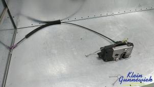 Gebruikte Portierslot Mechaniek 2deurs rechts Opel Tigra Prijs € 35,00 Margeregeling aangeboden door Klein Gunnewiek Autodemontage & Motorentechniek