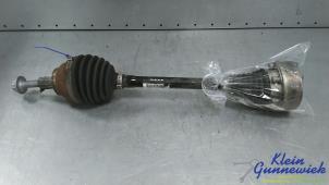 Gebruikte Aandrijfas links-voor Audi Q2 Prijs € 165,00 Margeregeling aangeboden door Klein Gunnewiek Autodemontage & Motorentechniek