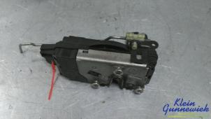 Gebruikte Portierslot Mechaniek 2deurs rechts Opel Tigra Prijs € 35,00 Margeregeling aangeboden door Klein Gunnewiek Autodemontage & Motorentechniek