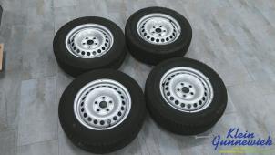 Gebruikte Velgen set + banden Volkswagen Transporter Prijs € 350,00 Margeregeling aangeboden door Klein Gunnewiek Autodemontage & Motorentechniek