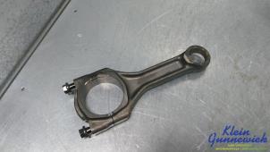 Begagnade Vevstake Opel Astra Pris € 75,00 Marginaltabell erbjuds av Klein Gunnewiek Autodemontage & Motorentechniek