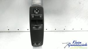 Begagnade Flerfunktionsbrytare, fönster Mercedes A-Klasse Pris € 30,00 Marginaltabell erbjuds av Klein Gunnewiek Autodemontage & Motorentechniek