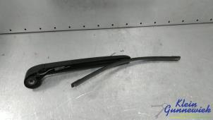 Begagnade Bakre torkararm Audi SQ5 Pris € 20,00 Marginaltabell erbjuds av Klein Gunnewiek Autodemontage & Motorentechniek
