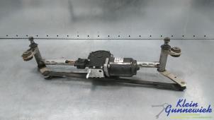 Gebruikte Ruitenwismotor + Mechaniek Skoda Rapid Prijs € 90,00 Margeregeling aangeboden door Klein Gunnewiek Autodemontage & Motorentechniek