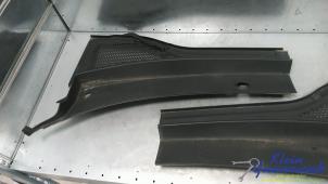 Gebruikte Paravent Volkswagen Passat Prijs € 30,00 Margeregeling aangeboden door Klein Gunnewiek Autodemontage & Motorentechniek