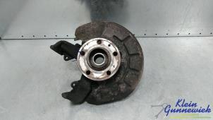 Gebruikte Fusee links-voor Volkswagen Polo Prijs € 30,00 Margeregeling aangeboden door Klein Gunnewiek Autodemontage & Motorentechniek