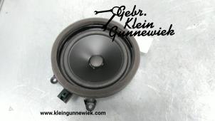 Begagnade Högtalare Volvo XC60 Pris € 35,00 Marginaltabell erbjuds av Klein Gunnewiek Autodemontage & Motorentechniek