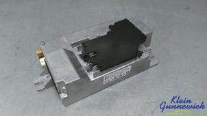 Begagnade Radiomodul BMW X5 Pris € 175,00 Marginaltabell erbjuds av Klein Gunnewiek Autodemontage & Motorentechniek