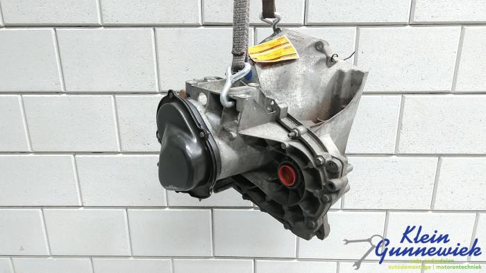 Versnellingsbak van een Ford Focus 2014