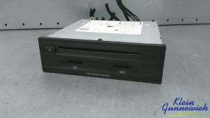 Begagnade Kontrollenhet, multimedia Seat Ateca Pris € 495,00 Marginaltabell erbjuds av Klein Gunnewiek Autodemontage & Motorentechniek