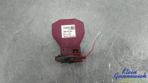 Gebruikte Antenne Audi A4 Prijs € 20,00 Margeregeling aangeboden door Klein Gunnewiek Autodemontage & Motorentechniek