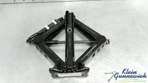 Begagnade Verktygssats Ford Focus Pris € 45,00 Marginaltabell erbjuds av Klein Gunnewiek Autodemontage & Motorentechniek