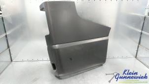 Gebruikte Bumperhoek rechts-achter Renault Trafic Prijs € 50,00 Margeregeling aangeboden door Klein Gunnewiek Autodemontage & Motorentechniek