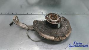 Begagnade Spindel, vänster fram Mercedes C-Klasse Pris € 95,00 Marginaltabell erbjuds av Klein Gunnewiek Autodemontage & Motorentechniek