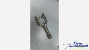 Begagnade Vevstake Volkswagen Polo Pris € 70,00 Marginaltabell erbjuds av Klein Gunnewiek Autodemontage & Motorentechniek