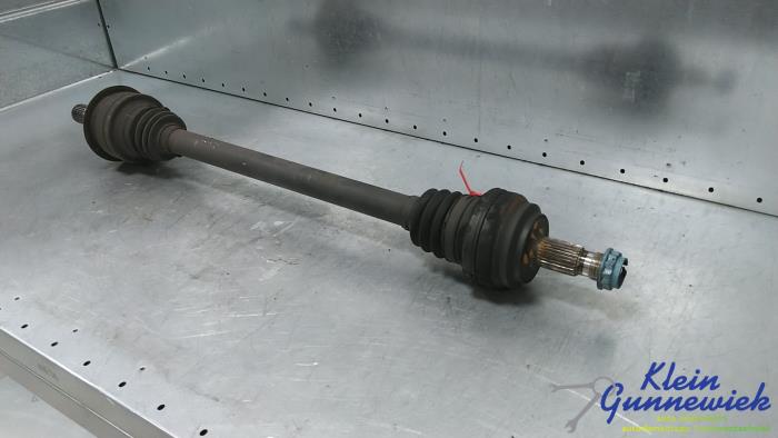 Drivaxel, höger bak från en Mercedes C-Klasse 2014