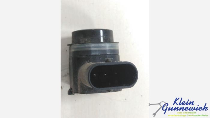 Parkeringssensor från en Ford Focus 2013