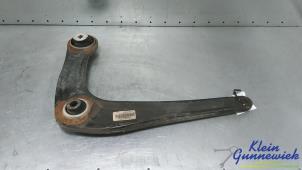 Gebruikte Draagarm onder links-voor Opel Vivaro Prijs € 50,00 Margeregeling aangeboden door Klein Gunnewiek Autodemontage & Motorentechniek