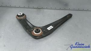 Gebruikte Draagarm onder links-voor Opel Vivaro Prijs € 50,00 Margeregeling aangeboden door Klein Gunnewiek Autodemontage & Motorentechniek