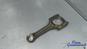 Begagnade Vevstake Audi RS3 Pris € 125,00 Marginaltabell erbjuds av Klein Gunnewiek Autodemontage & Motorentechniek