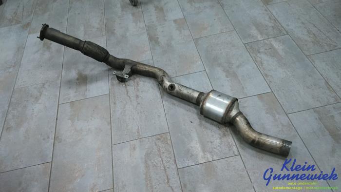 Katalytisk avgasrenare från en Audi Q7 2016