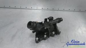 Gebruikte Thermostaathuis Mercedes A-Klasse Prijs € 75,00 Margeregeling aangeboden door Klein Gunnewiek Autodemontage & Motorentechniek