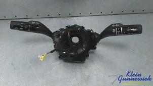 Używane Przelacznik Combi kolumny kierownicy Kia Niro Cena € 195,00 Procedura marży oferowane przez Klein Gunnewiek Autodemontage & Motorentechniek