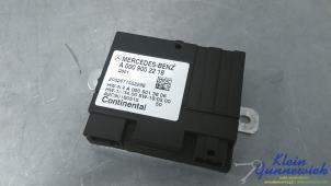 Gebruikte Brandstofpomp module Mercedes E-Klasse Prijs € 60,00 Margeregeling aangeboden door Klein Gunnewiek Autodemontage & Motorentechniek