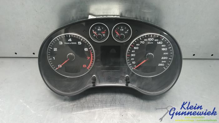 Instrumentpanel från en Audi A3 2009