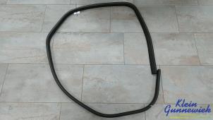 Begagnade Dörrtätning, 4-dörrars, höger bak Ford Focus Pris € 25,00 Marginaltabell erbjuds av Klein Gunnewiek Autodemontage & Motorentechniek