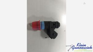 Gebruikte Injector (benzine injectie) Dacia Logan Prijs € 20,00 Margeregeling aangeboden door Klein Gunnewiek Autodemontage & Motorentechniek