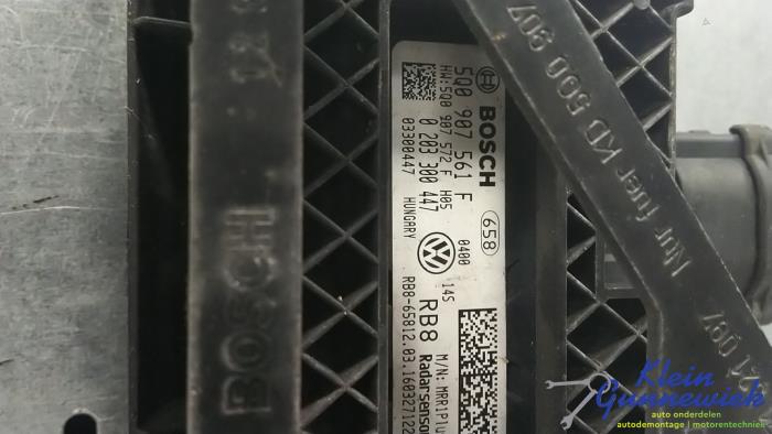 Cruise control sensor van een Volkswagen E-Golf 2016