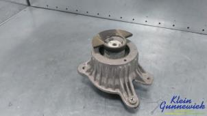 Gebruikte Motorsteun Mercedes C-Klasse Prijs € 30,00 Margeregeling aangeboden door Klein Gunnewiek Autodemontage & Motorentechniek