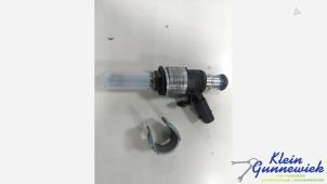 Gebruikte Injector (benzine injectie) Audi A5 Prijs € 60,00 Margeregeling aangeboden door Klein Gunnewiek Autodemontage & Motorentechniek