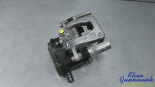 Begagnade Bakre bromsok, vänster Hyundai Tucson Pris € 145,00 Marginaltabell erbjuds av Klein Gunnewiek Autodemontage & Motorentechniek