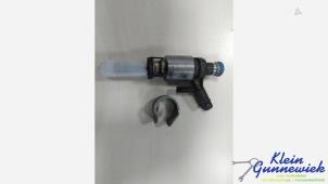 Używane Wtryskiwacz (wtrysk benzyny) Audi A6 Cena € 30,00 Procedura marży oferowane przez Klein Gunnewiek Autodemontage & Motorentechniek