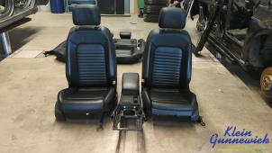 Używane Zestaw powlok (kompletny) Volkswagen Passat Cena € 575,00 Procedura marży oferowane przez Klein Gunnewiek Autodemontage & Motorentechniek