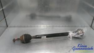 Gebruikte Aandrijfas rechts-voor Volkswagen E-Golf Prijs € 60,00 Margeregeling aangeboden door Klein Gunnewiek Autodemontage & Motorentechniek