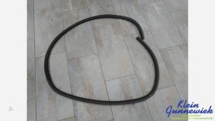 Begagnade Dörrtätning, 4-dörrars, höger bak Ford Focus Pris € 25,00 Marginaltabell erbjuds av Klein Gunnewiek Autodemontage & Motorentechniek