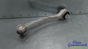 Begagnade Främre övre gaffelben, höger Audi S5 Pris € 40,00 Marginaltabell erbjuds av Klein Gunnewiek Autodemontage & Motorentechniek