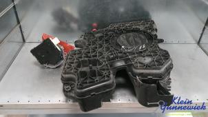 Begagnade AdBlue-tank Opel Vivaro Pris € 175,00 Marginaltabell erbjuds av Klein Gunnewiek Autodemontage & Motorentechniek