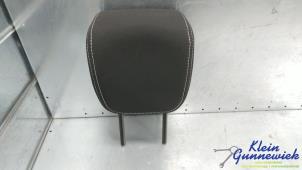Gebruikte Hoofdsteun Renault Zoe Prijs € 35,00 Margeregeling aangeboden door Klein Gunnewiek Autodemontage & Motorentechniek