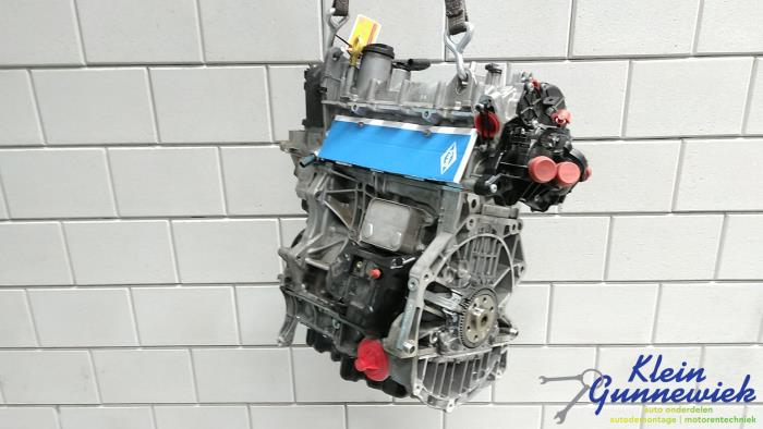 Engine Volkswagen Touran - 04E100034D CZDA