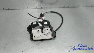 Gebruikte Deurslot Mechaniek 4Deurs rechts-achter Seat Alhambra Prijs € 85,00 Margeregeling aangeboden door Klein Gunnewiek Autodemontage & Motorentechniek