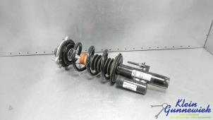 Begagnade Stötdämparstång, höger fram Audi RS7 Pris € 650,00 Marginaltabell erbjuds av Klein Gunnewiek Autodemontage & Motorentechniek