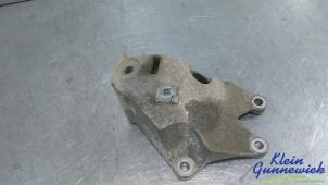 Begagnade Motorfäste BMW 3-Serie Pris € 25,00 Marginaltabell erbjuds av Klein Gunnewiek Autodemontage & Motorentechniek