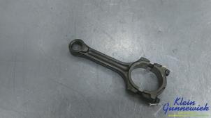 Begagnade Vevstake Renault Megane Pris € 40,00 Marginaltabell erbjuds av Klein Gunnewiek Autodemontage & Motorentechniek