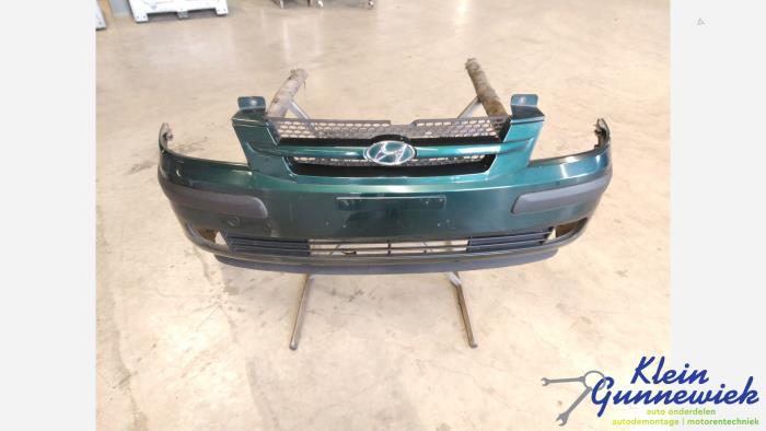 Katta Velcro dildos bilan porno tomosha qiling