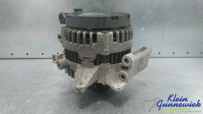 Dynamo från en Mercedes C-Klasse 2007